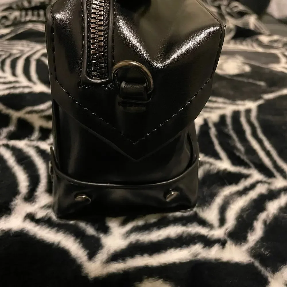 Edgy Goth Stud Chic Punk Skull Crossbody Hand & Shoulder Bag Purse